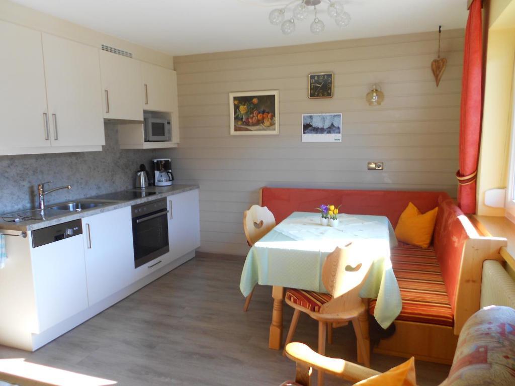 Haus Leitgeb Daire Telfes im Stubai Oda fotoğraf